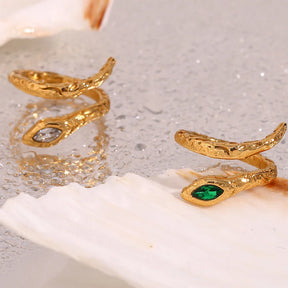 Anel Cobra Ouro 18K com Zircônia Verde Hipoalergênico